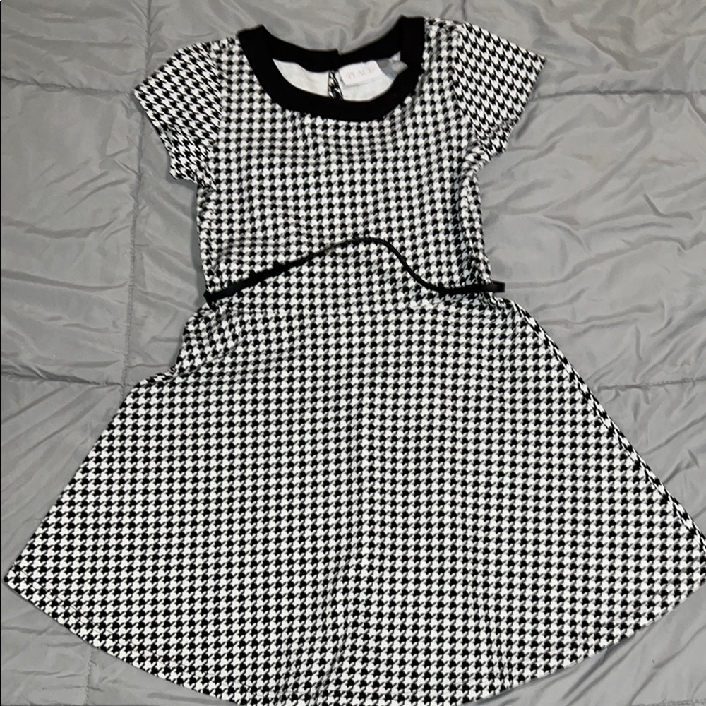 Children’s Place Stylish Black and White Houndstooth Kids Dress